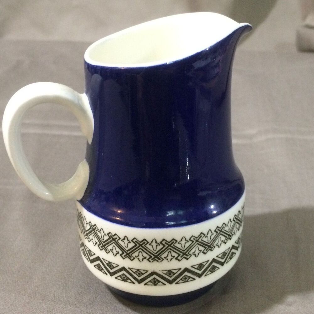 Villeroy & Boch Saphir Creamer Milk Pitcher Saar Germany Cobalt Blue Geometric